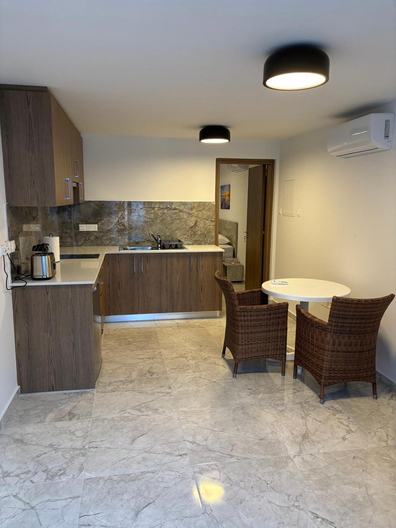 Luca Apts Napa Αγία Νάπα Εξωτερικό φωτογραφία